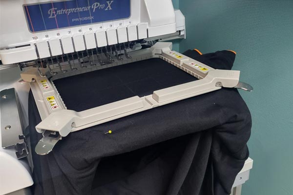 Cadre à broder magnétique Brother