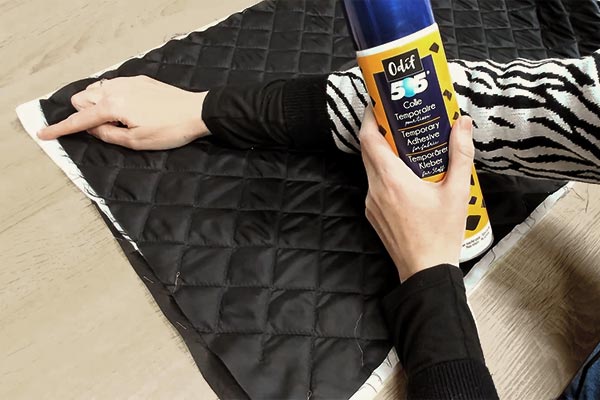 Colle stabilisatrice pour réaliser un sac banane