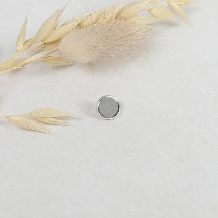 Bouton métal rond argent 8mm Bouton métal rond argent 8mm