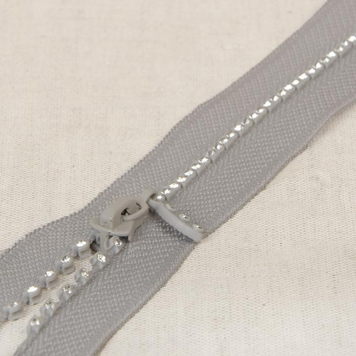 Fermeture non séparable strass 30 cm gris clair Fermeture non séparable strass 30 cm gris clair