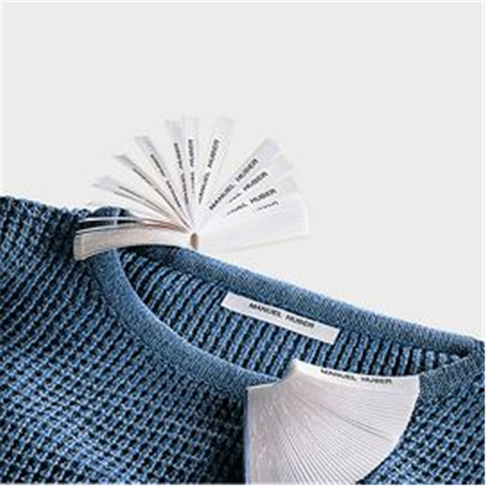 Nominettes à coller 10mm écriture rouge Nominettes à coller 10mm écriture rouge