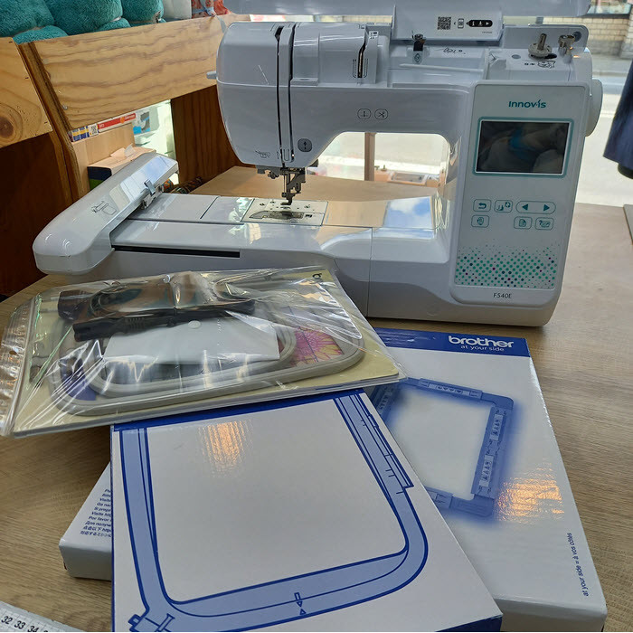 OCCASION - Brodeuse BROTHER Innovis F540E OCCASION - Brodeuse BROTHER Innovis F540E