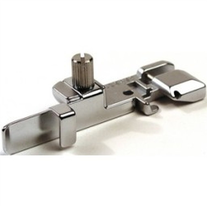 Pied ourlet invisible, pose dentelle Pied ourlet invisible, pose dentelle