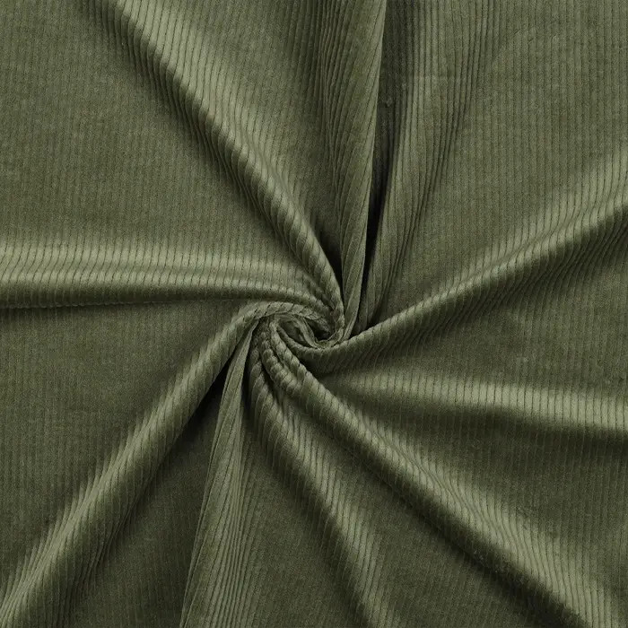 Tissu 100% Coton Velours côtelé Vert 142cm par 50cm Tissu 100% Coton Velours côtelé Vert 142cm par 50cm